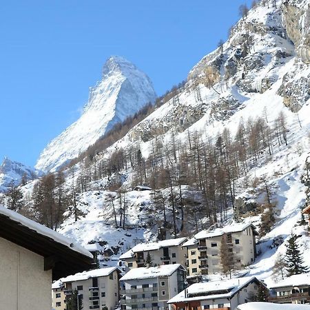 Haus Viktoria A Appartement Zermatt Buitenkant foto